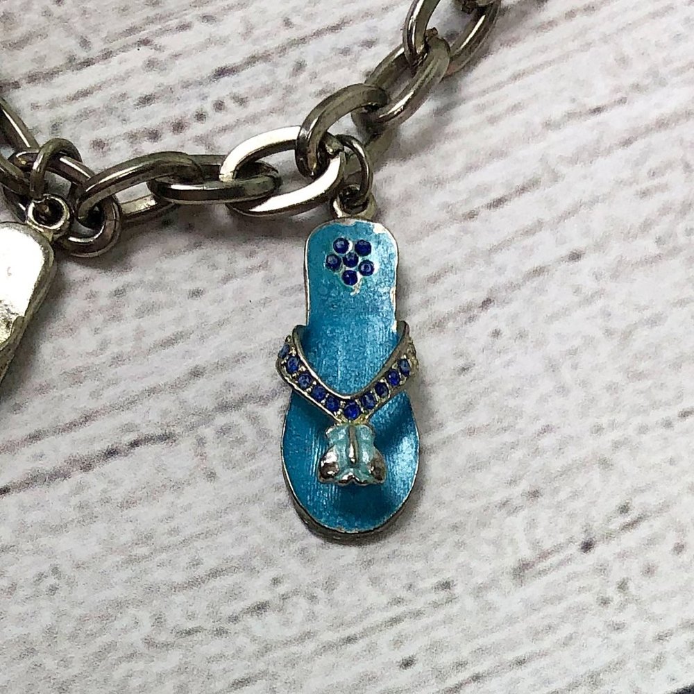 $5 CLEARANCE! Girls Flip Flop Charm Silver Charm Bracelet - Picture 8 of 9